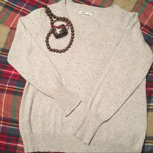 Old Navy-XL V-Neck sweater